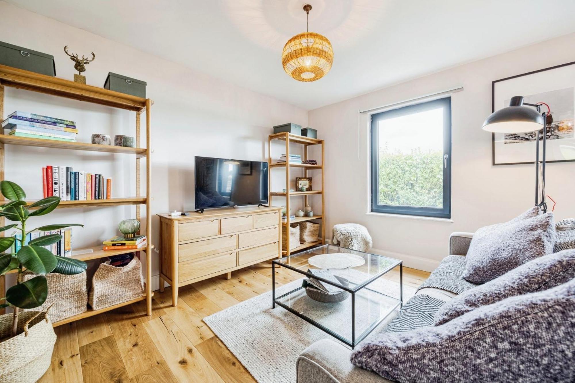 Cosy Lochside Cottage With Mountain And Sea Views Clynder Dış mekan fotoğraf